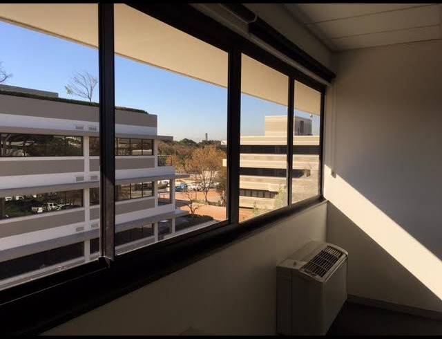 116M² OFFICE TO LET IN PINELANDS